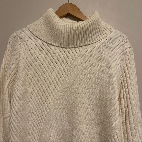 North style cream turtleneck cow neck tunic sweater large - Picture 2 of 6